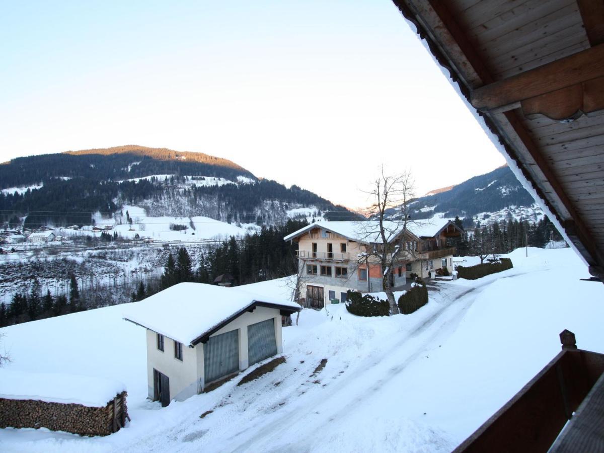 Villa On A Courtyard Near The Ski Area In Salzburg Eben Im Pongau Eksteriør bilde